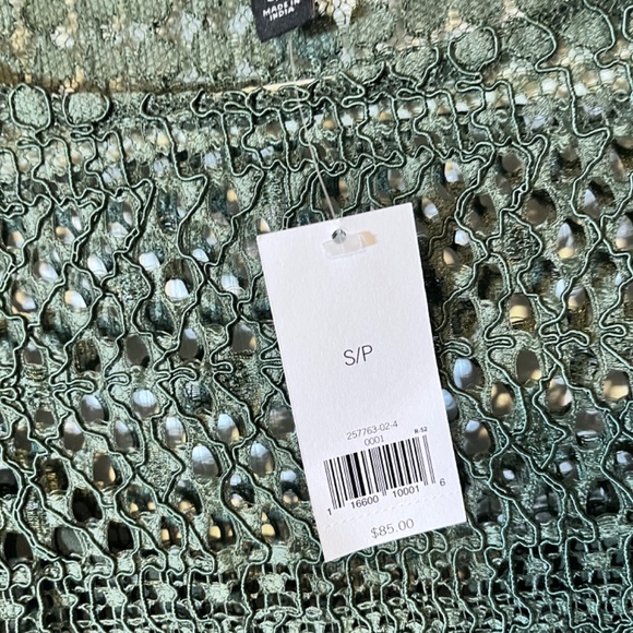 Banana Republic Mixed Lace SS Top - Green (NWT) - Picture 8 of 10
